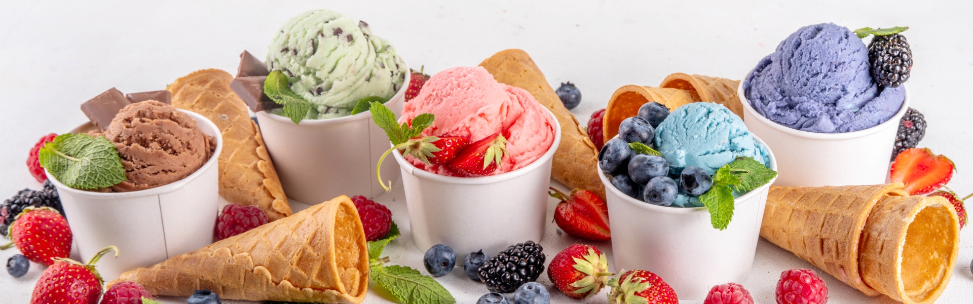  Ice Cream & Frozen Desserts Banner